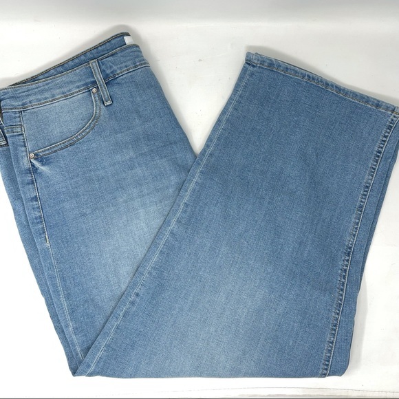 NWT! SkinnyGirl High Rise Button Front Cropped Wide Leg Denim Stretch Jeans - Picture 6 of 13